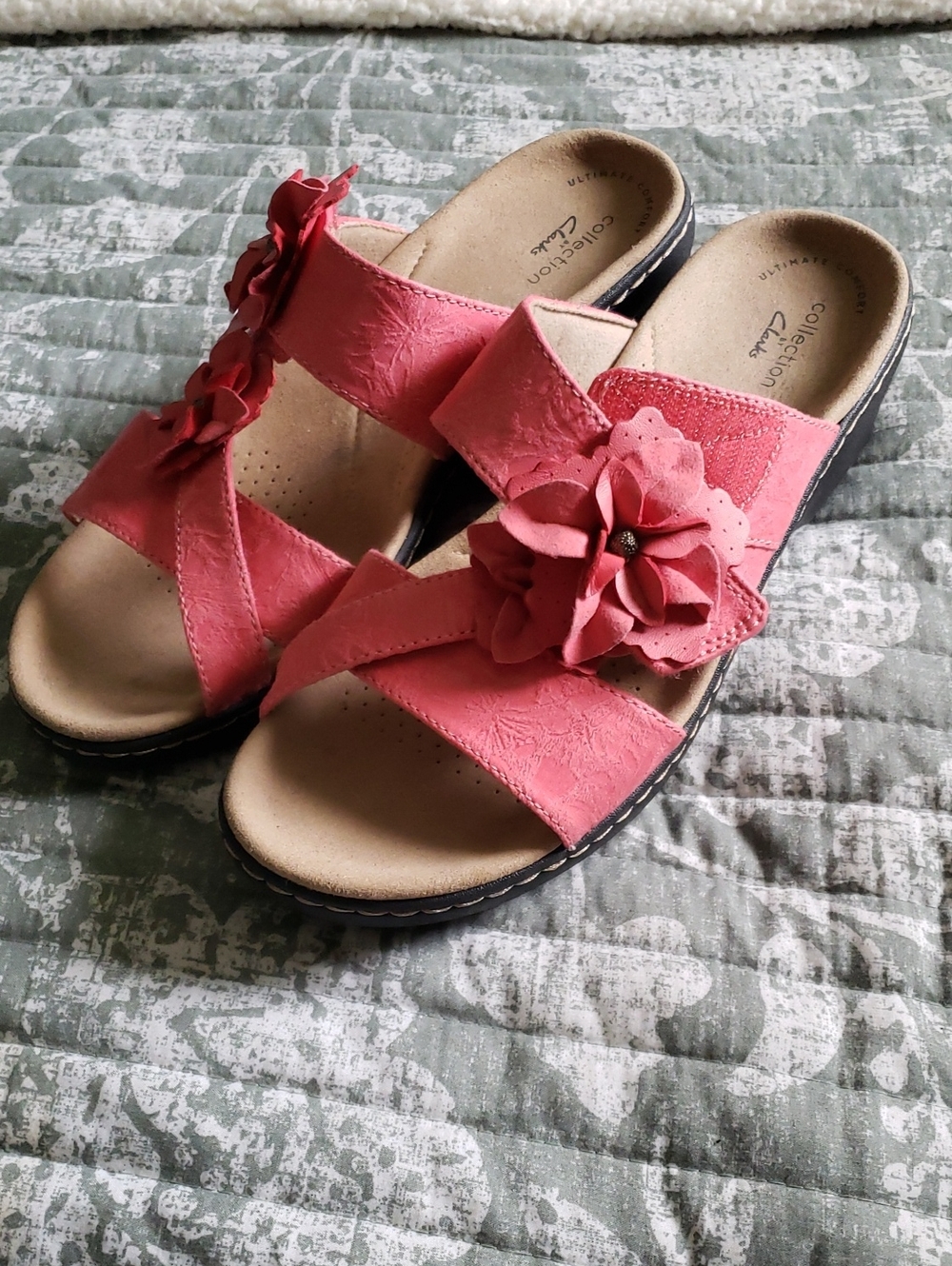 Clarks Merliah Pink Floral Leather Sandals NWOT